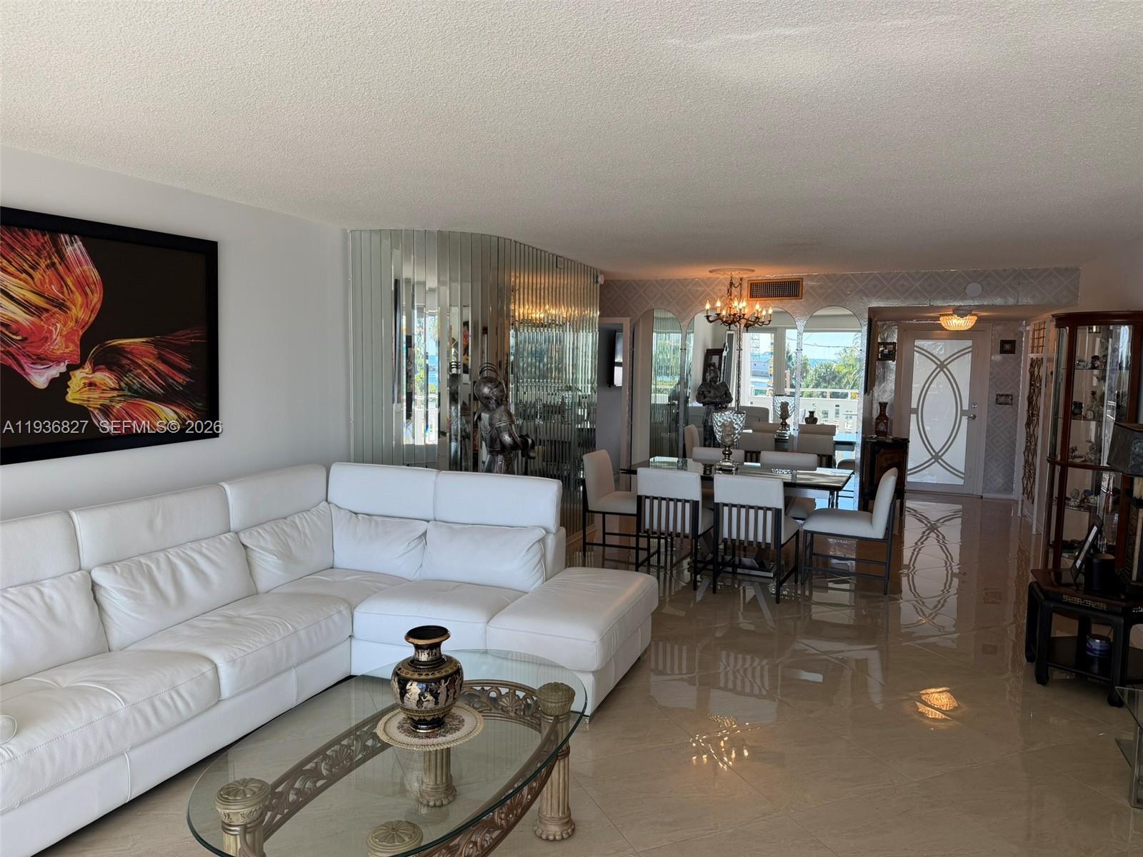 EVERGLADES HOUSE CONDO - Residential