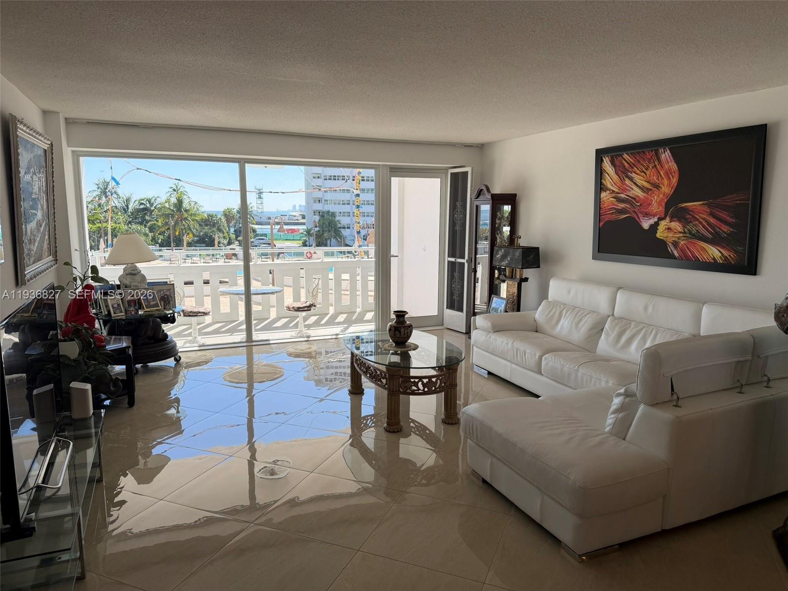 EVERGLADES HOUSE CONDO - Residential