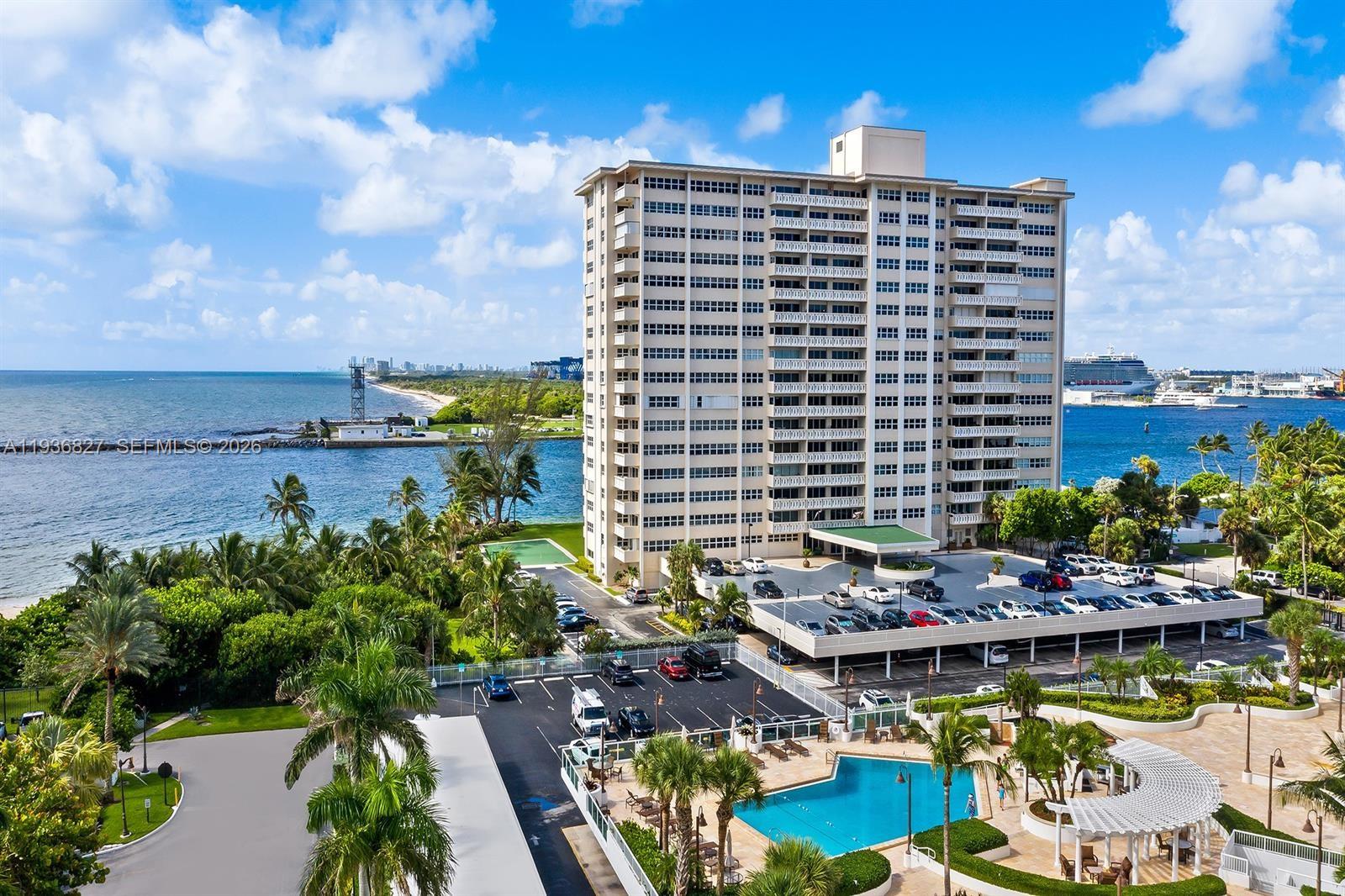 EVERGLADES HOUSE CONDO - Residential