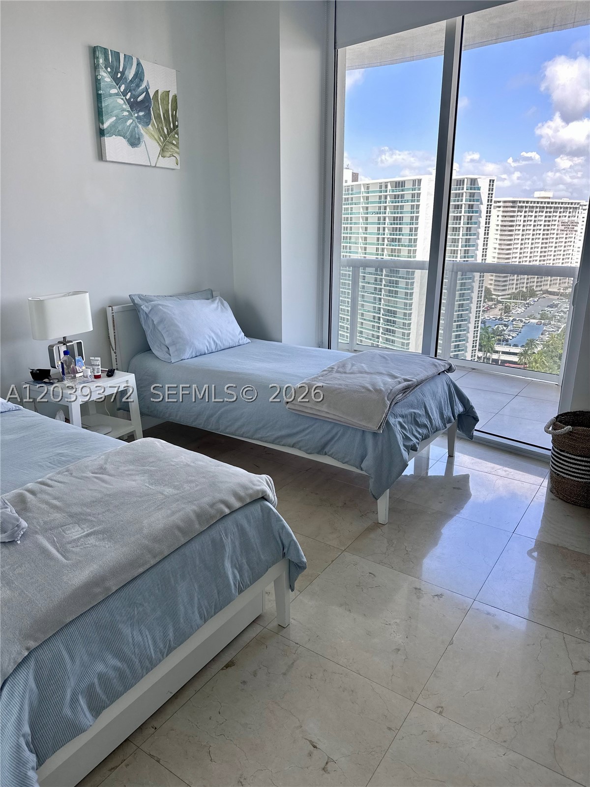 TDR TOWER III CONDO - Residential