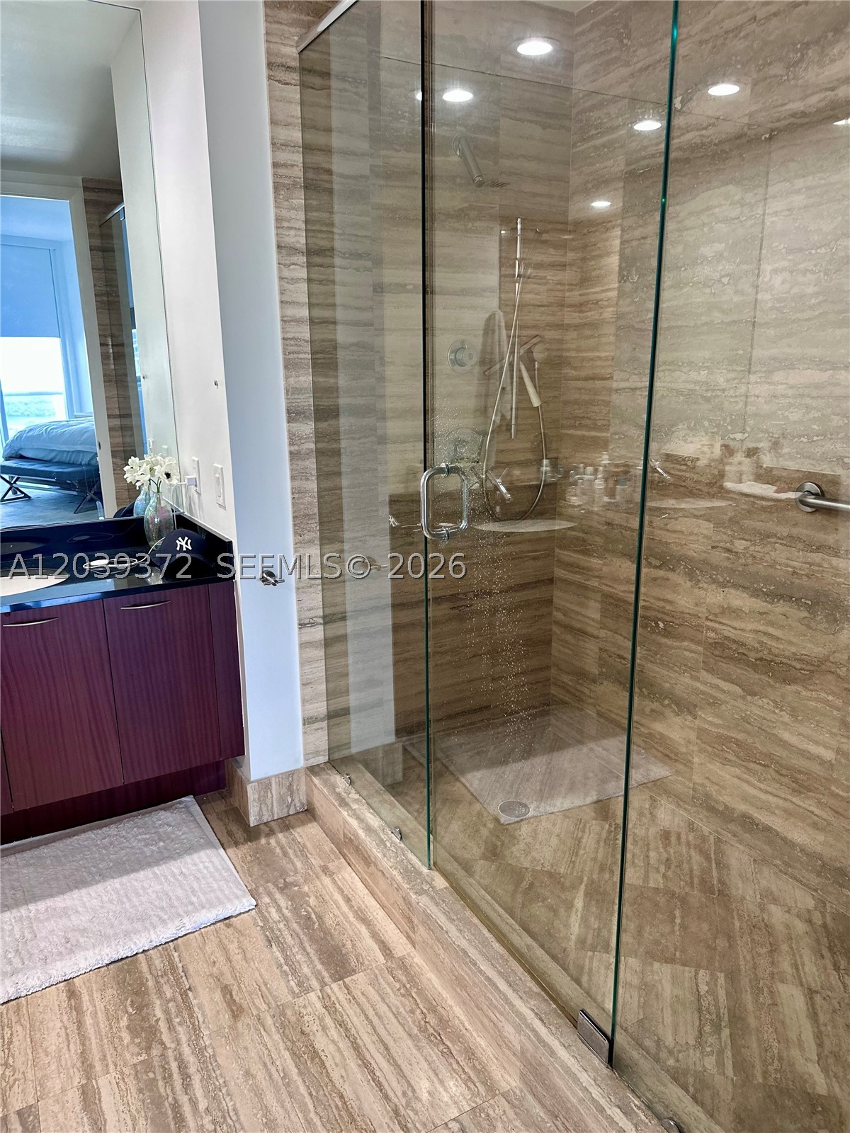 TDR TOWER III CONDO - Residential
