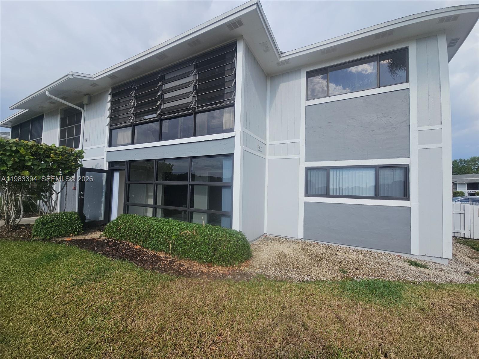 Beautiful first-floor 2-bedroom, 2-bathroom condo located in the desirable Lakeview at The Hammocks community. This well-maintained unit features a bright and spacious layout with a comfortable living and dining area, ceramic tile flooring throughout (no carpet), and a private balcony perfect for relaxing. The unit also includes an in-unit washer and dryer, as well as assigned parking, for added convenience.
Residents enjoy access to community amenities, including a pool, clubhouse, lake, picnic areas, a hiking trail, and guest parking, all within a well-maintained community with street lighting and beautiful green spaces. Prime location close to shopping centers, restaurants, parks, and major highways.