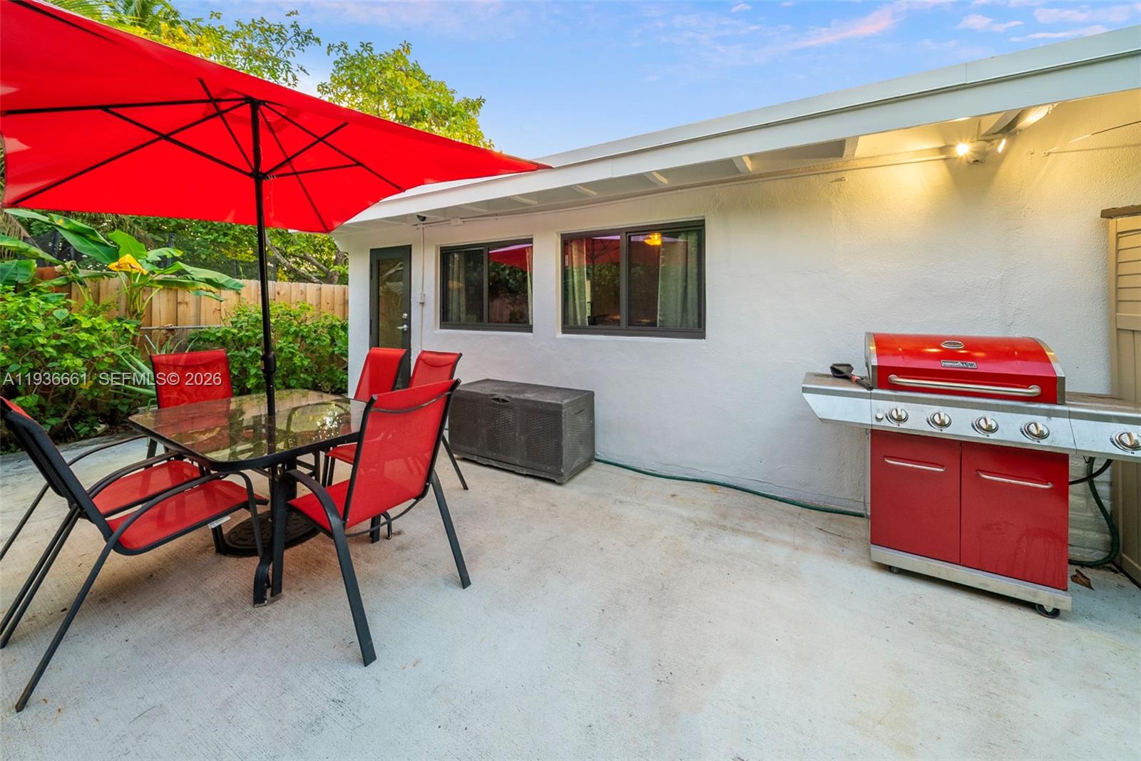 TREASURE ISLAND - Residential