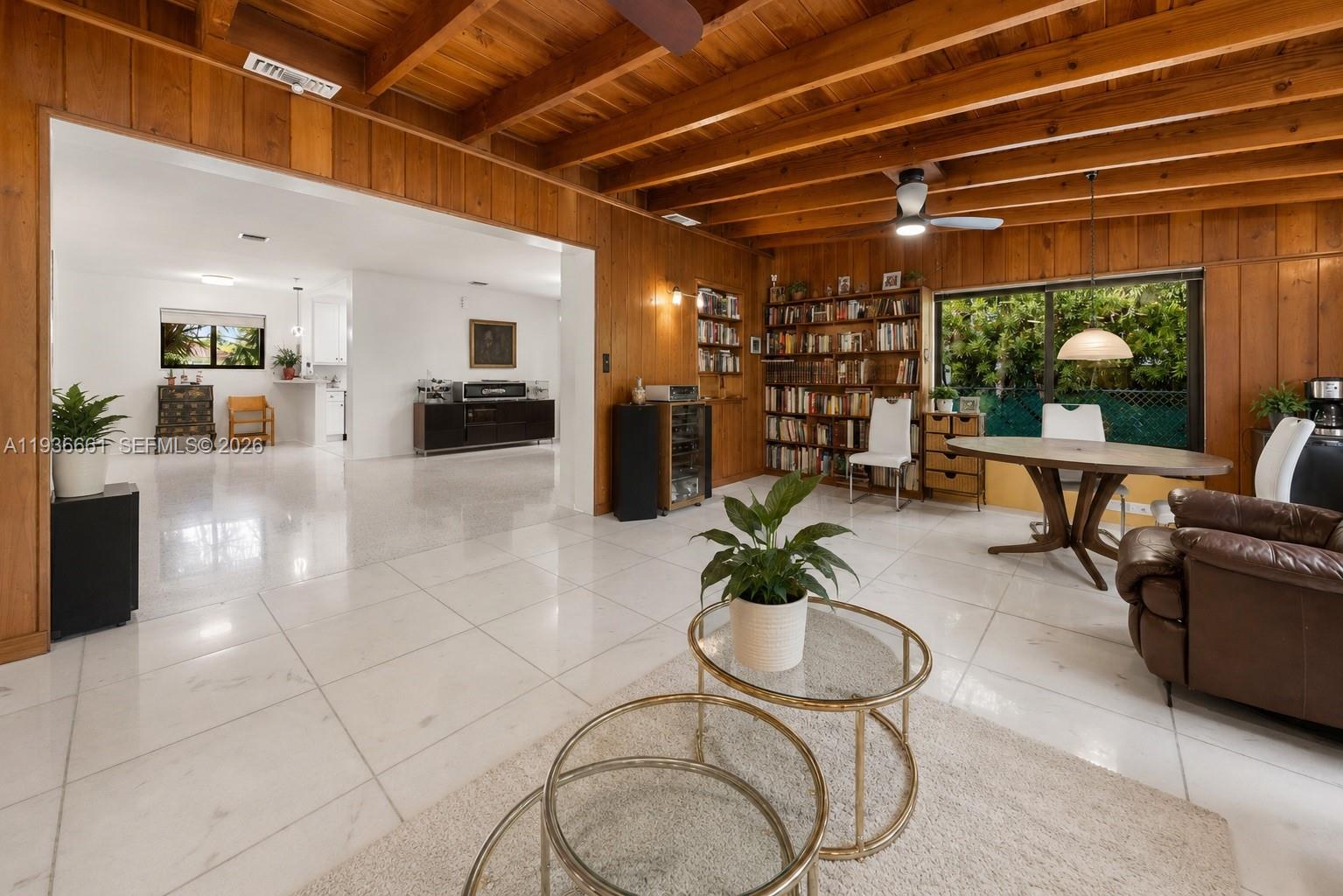 TREASURE ISLAND - Residential
