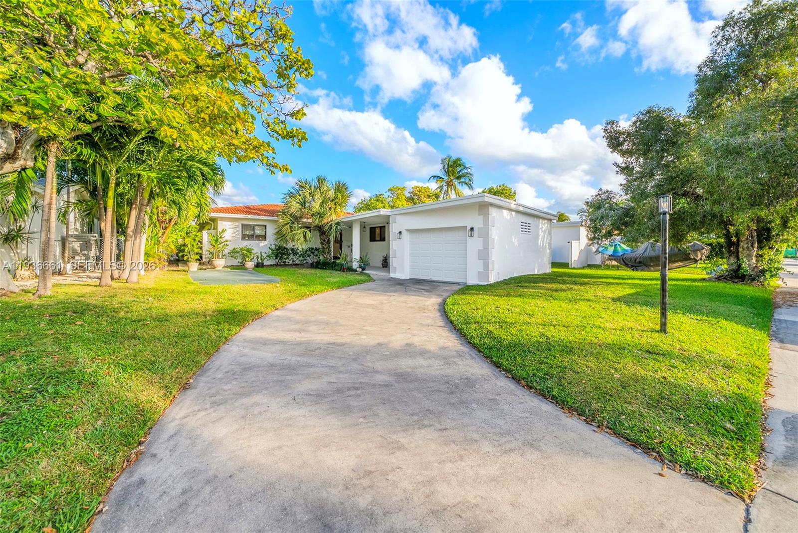 TREASURE ISLAND - Residential