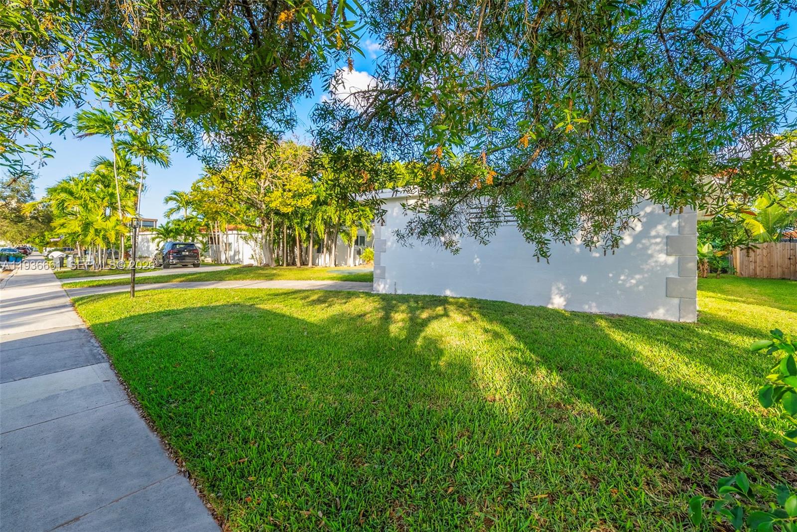 TREASURE ISLAND - Residential