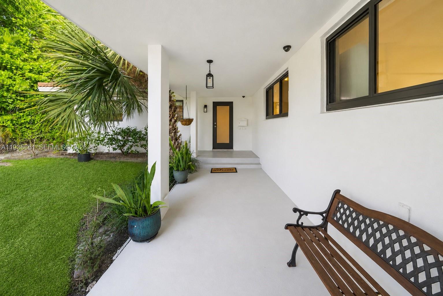 TREASURE ISLAND - Residential