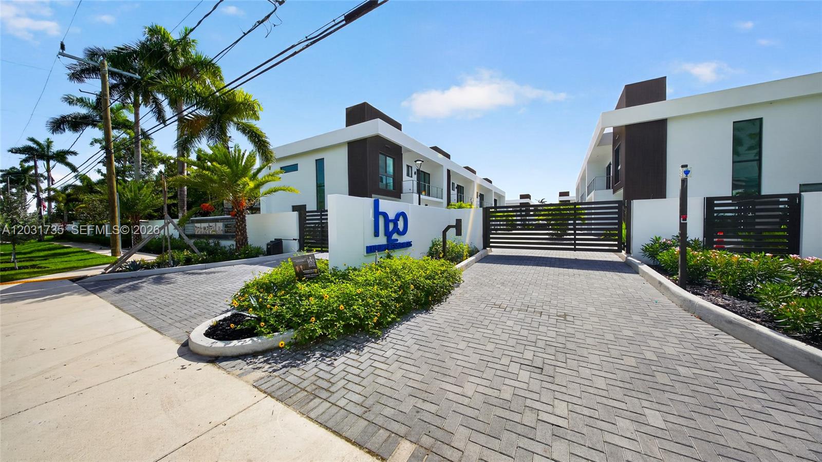 H20 DANIA BEACH - Residential