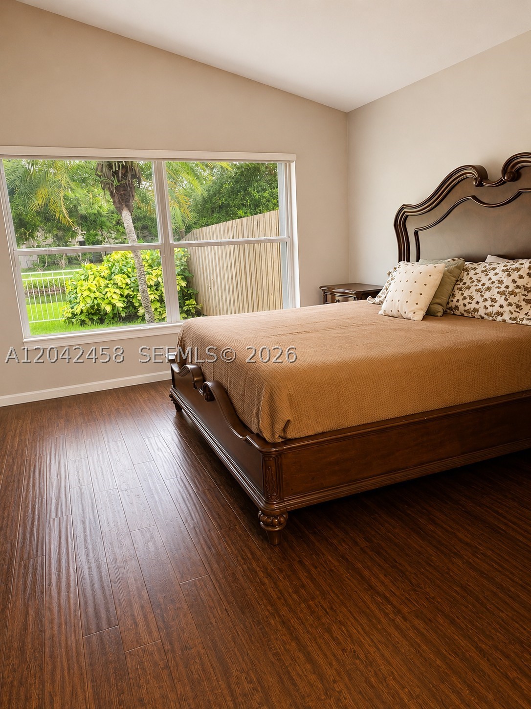 BRIDGEWATER AT PLANTATION - Residential