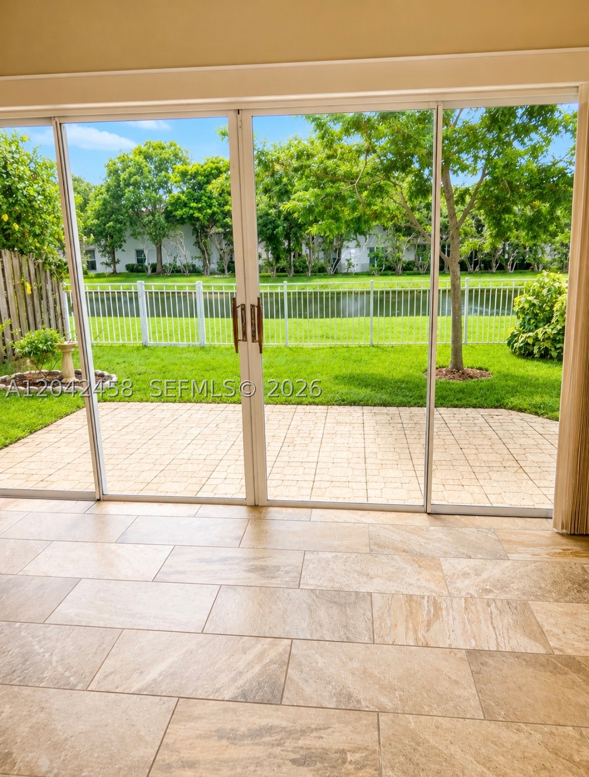 BRIDGEWATER AT PLANTATION - Residential