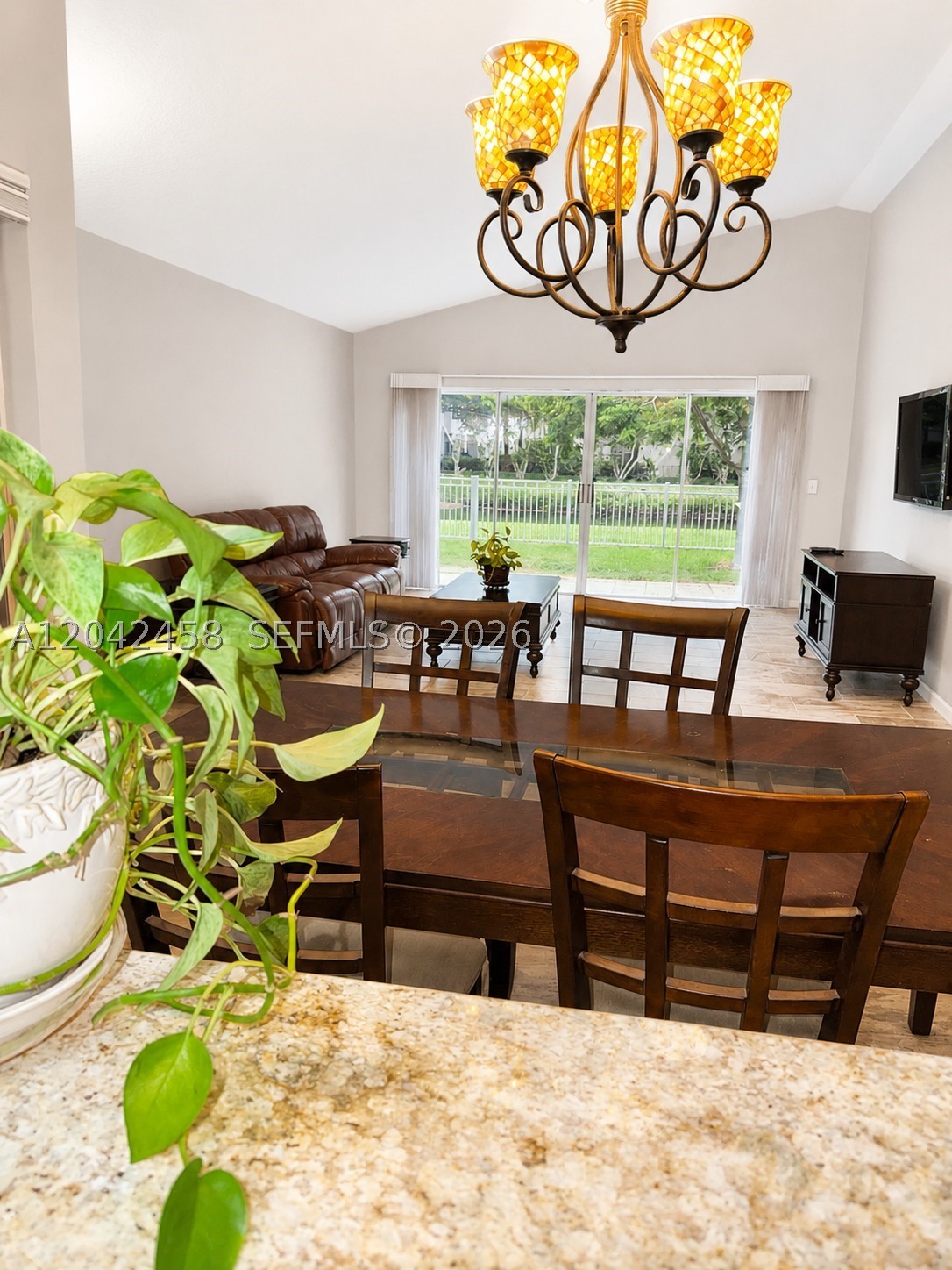 BRIDGEWATER AT PLANTATION - Residential