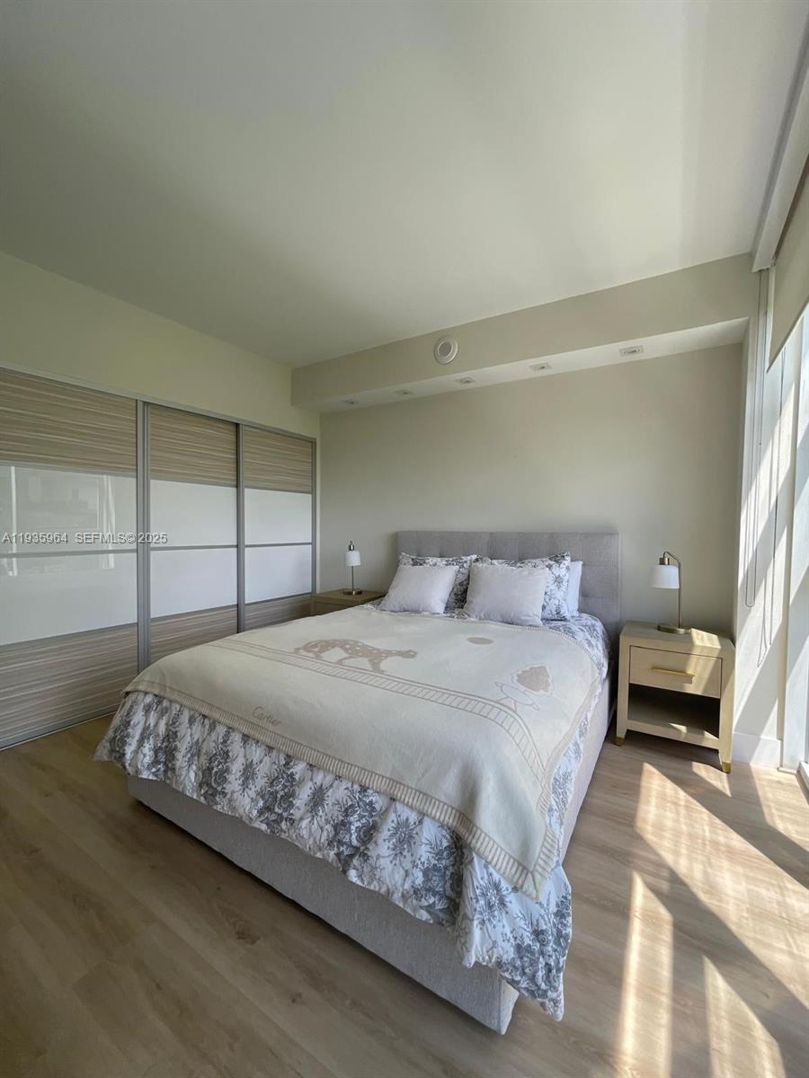 HARBOUR HOUSE - Residential