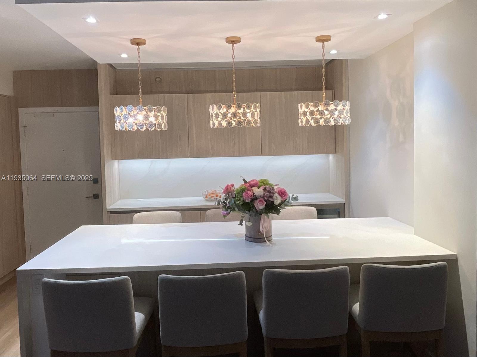 HARBOUR HOUSE - Residential