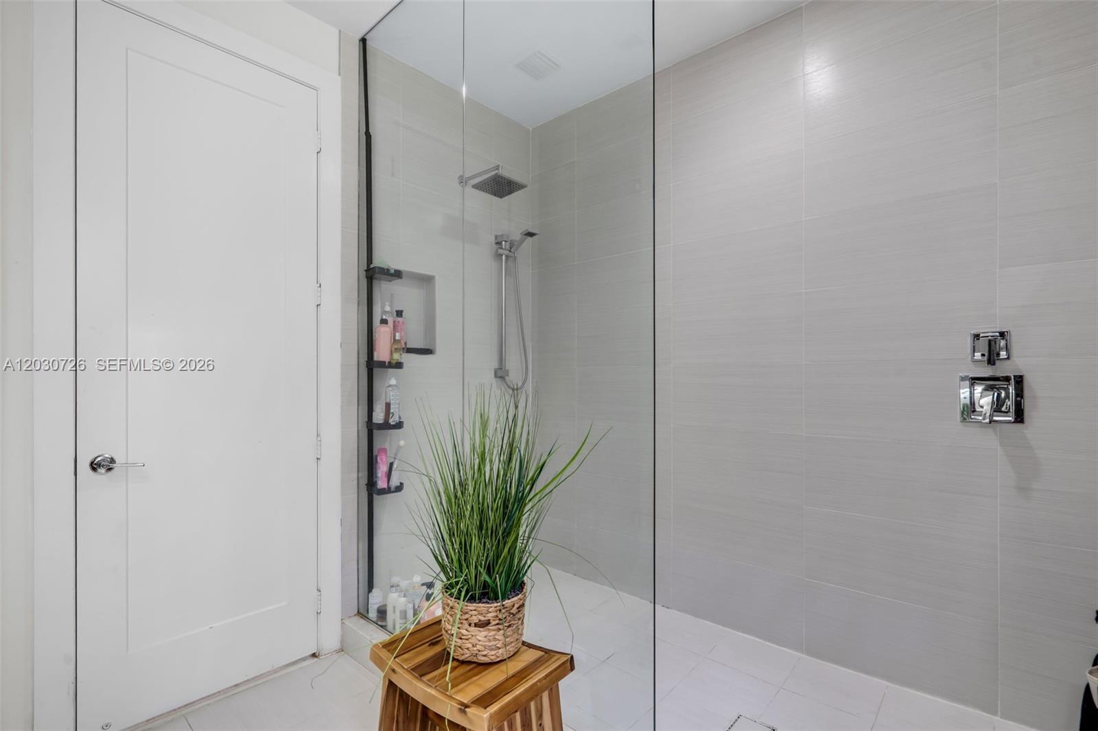 LANDMARK AT DORAL - Residential