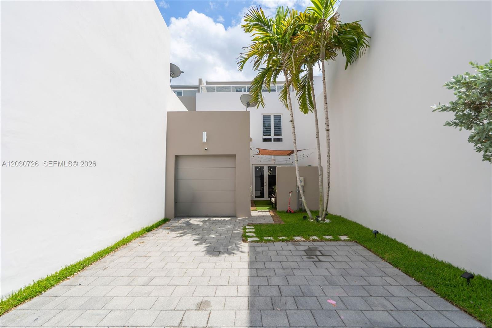 LANDMARK AT DORAL - Residential