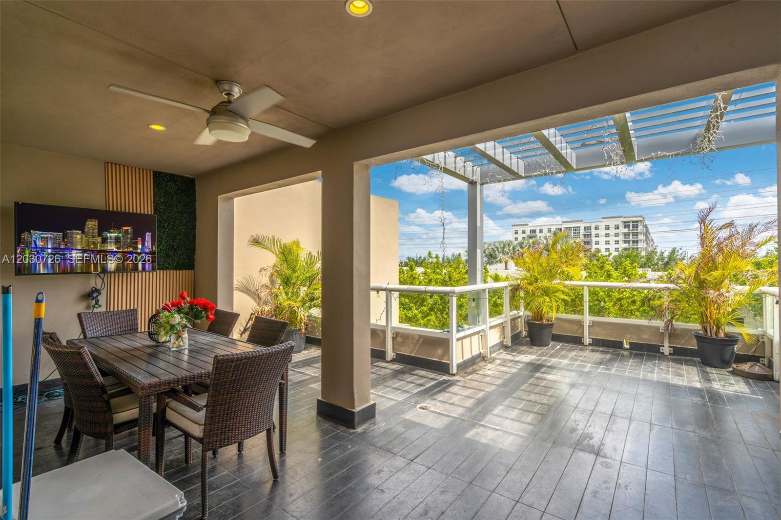 LANDMARK AT DORAL - Residential