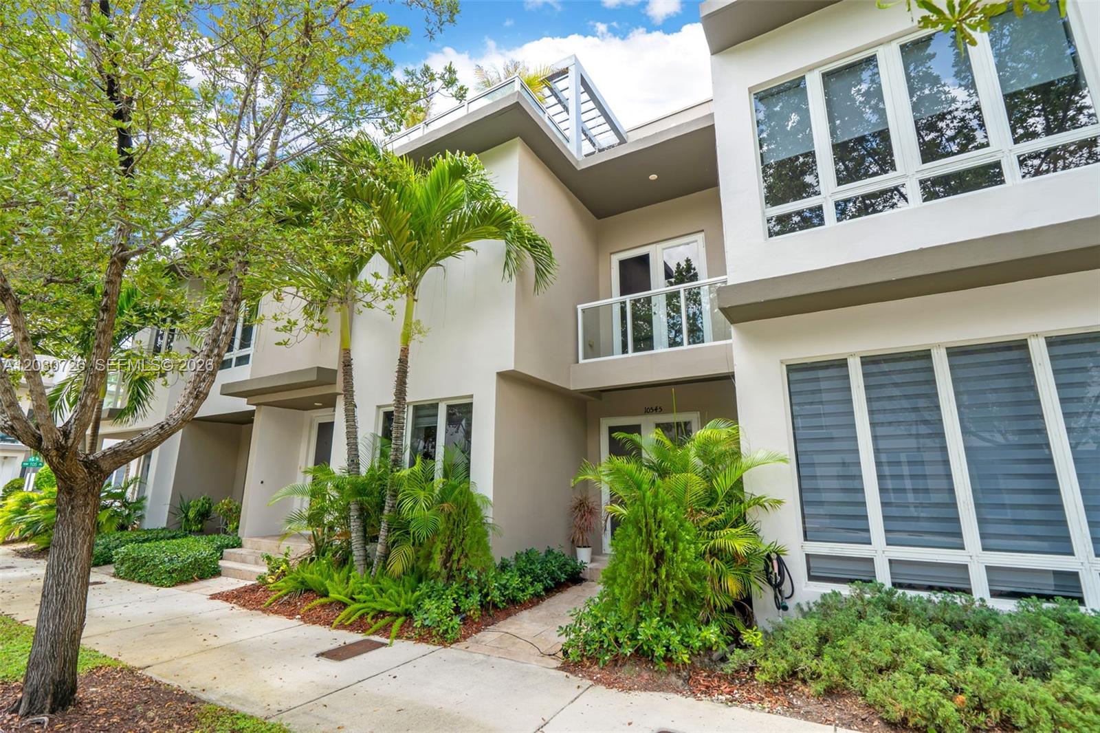 LANDMARK AT DORAL - Residential