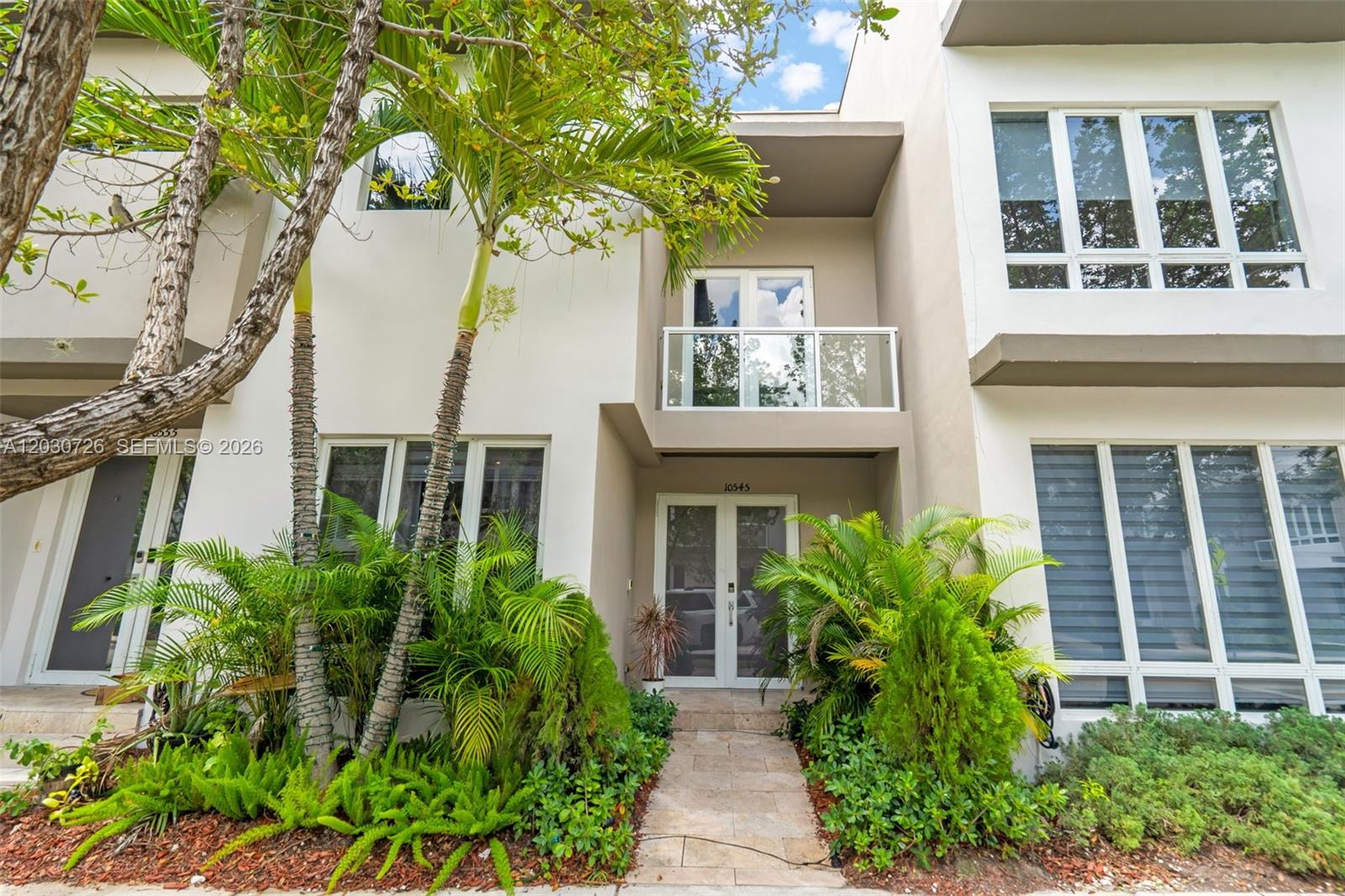 LANDMARK AT DORAL - Residential
