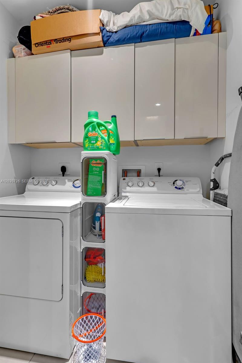 LANDMARK AT DORAL - Residential