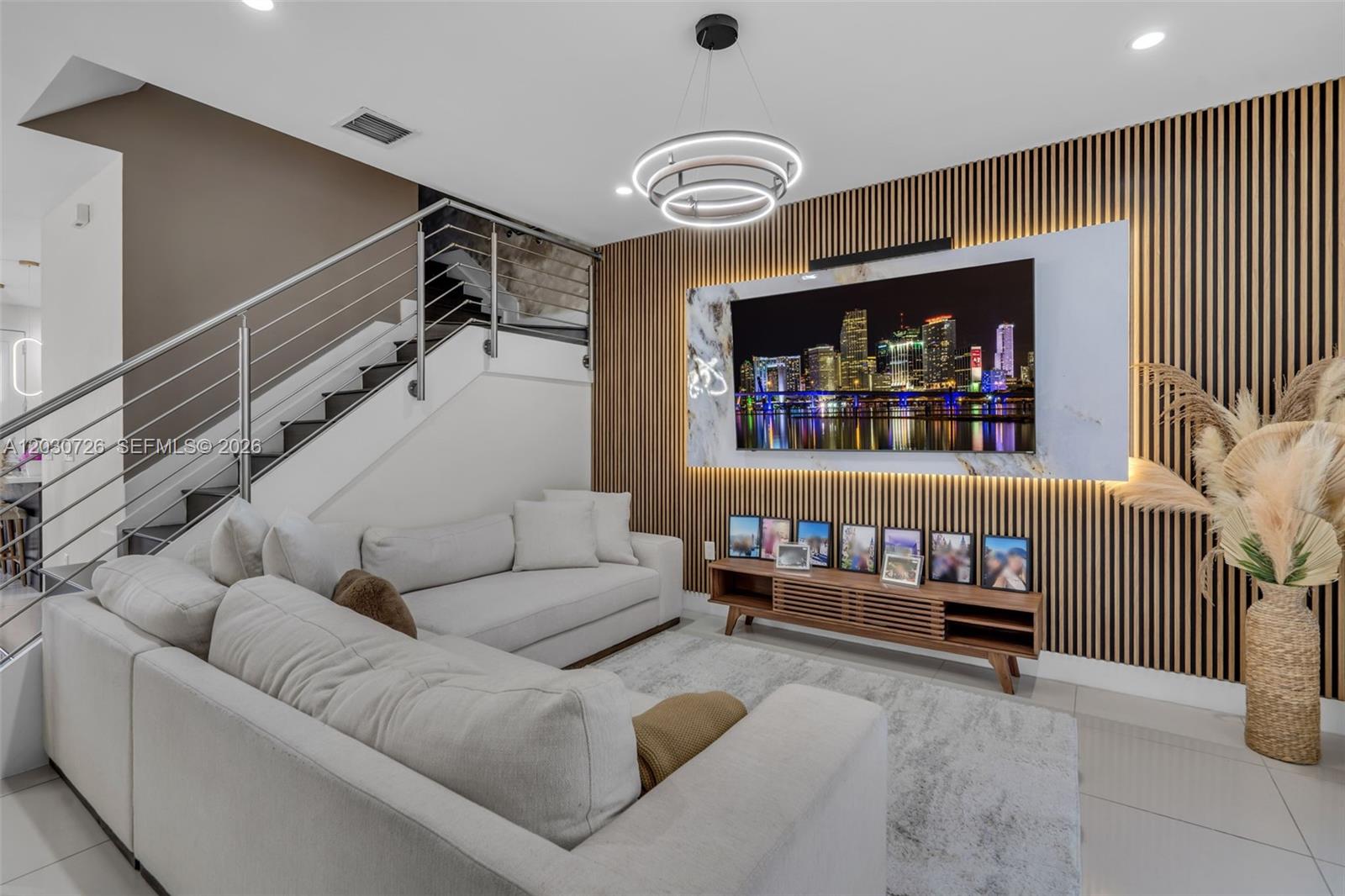 LANDMARK AT DORAL - Residential