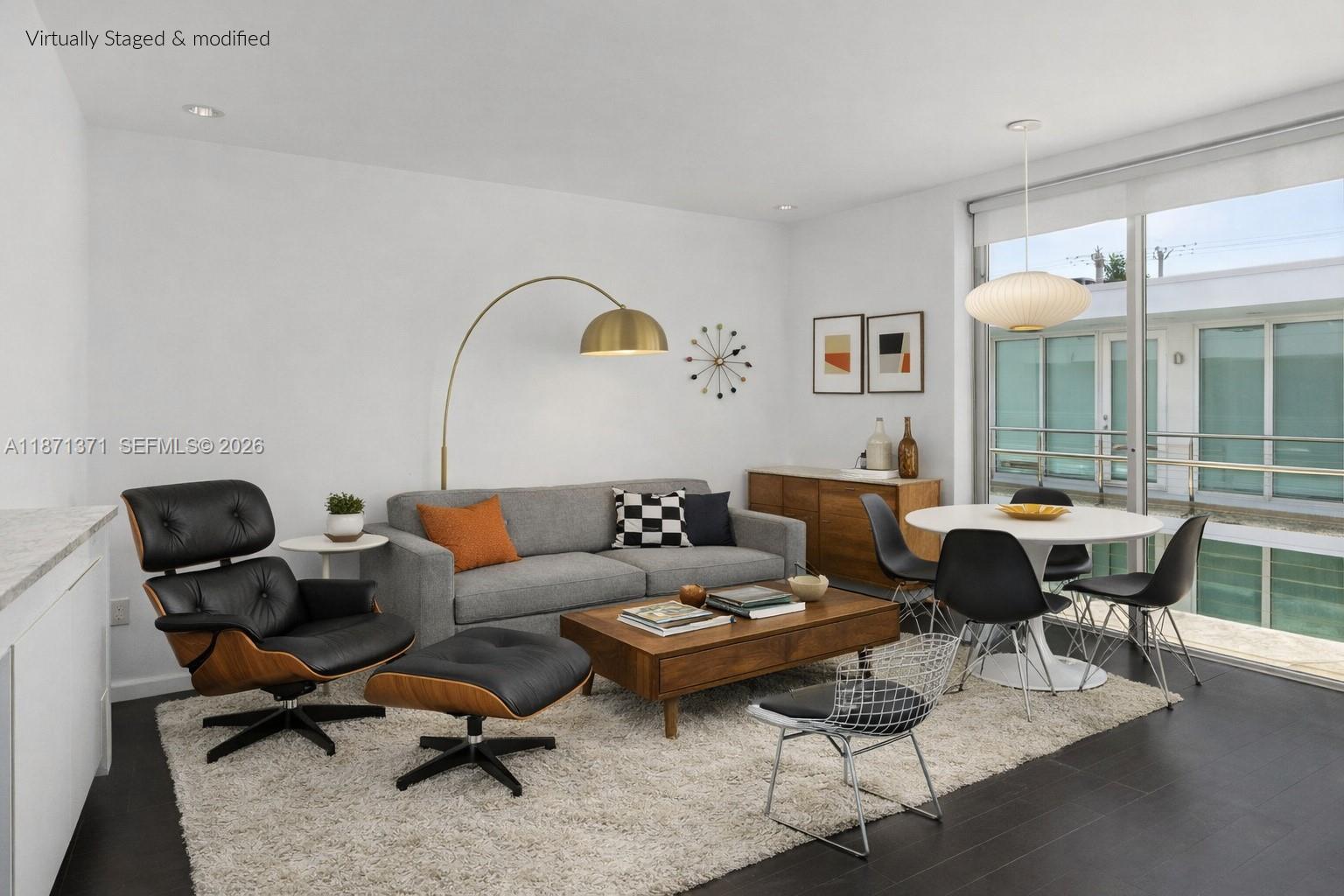 FONTANA CONDO - Residential