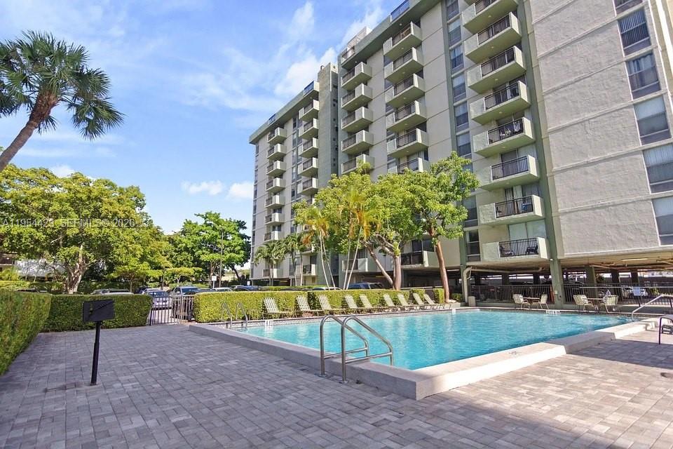 Great condo unit features 1 Bedroom, 1 Bath, unit rented, stainless steel appliances, well maintained apartment, laminated floors, painted, walk-in closet, 1 parking spot, very nice quite community, great location. Investor opportunity with a income generating, tenant occupancy paying $1,500 expires 04/30/26. Buyer can either take this tenant or move in when lease expires. 1 year restriction to rent, but it is possible to do so with an agreement to HOA of paid in full for maintenance.