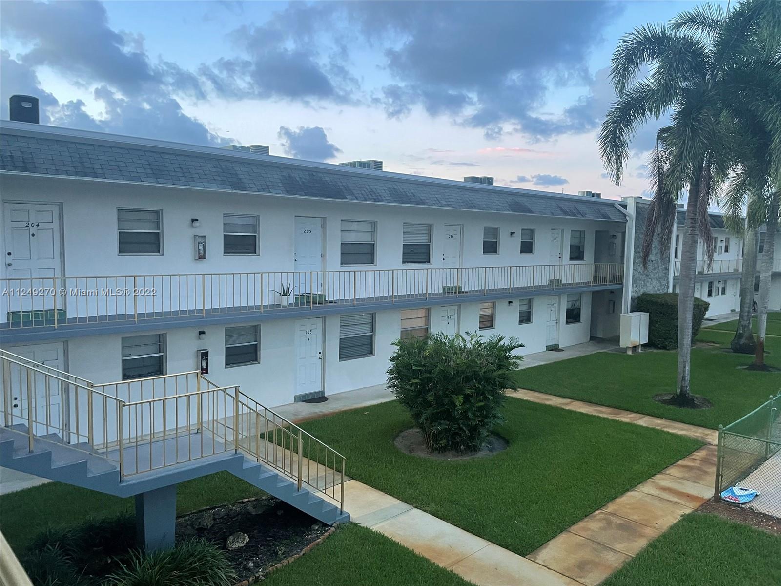 This nicely remodeled unit is up for rent. This property is convenietly located close to shops, restaurants, major road etc. The community has nice ameneties including a nice swimming pool.