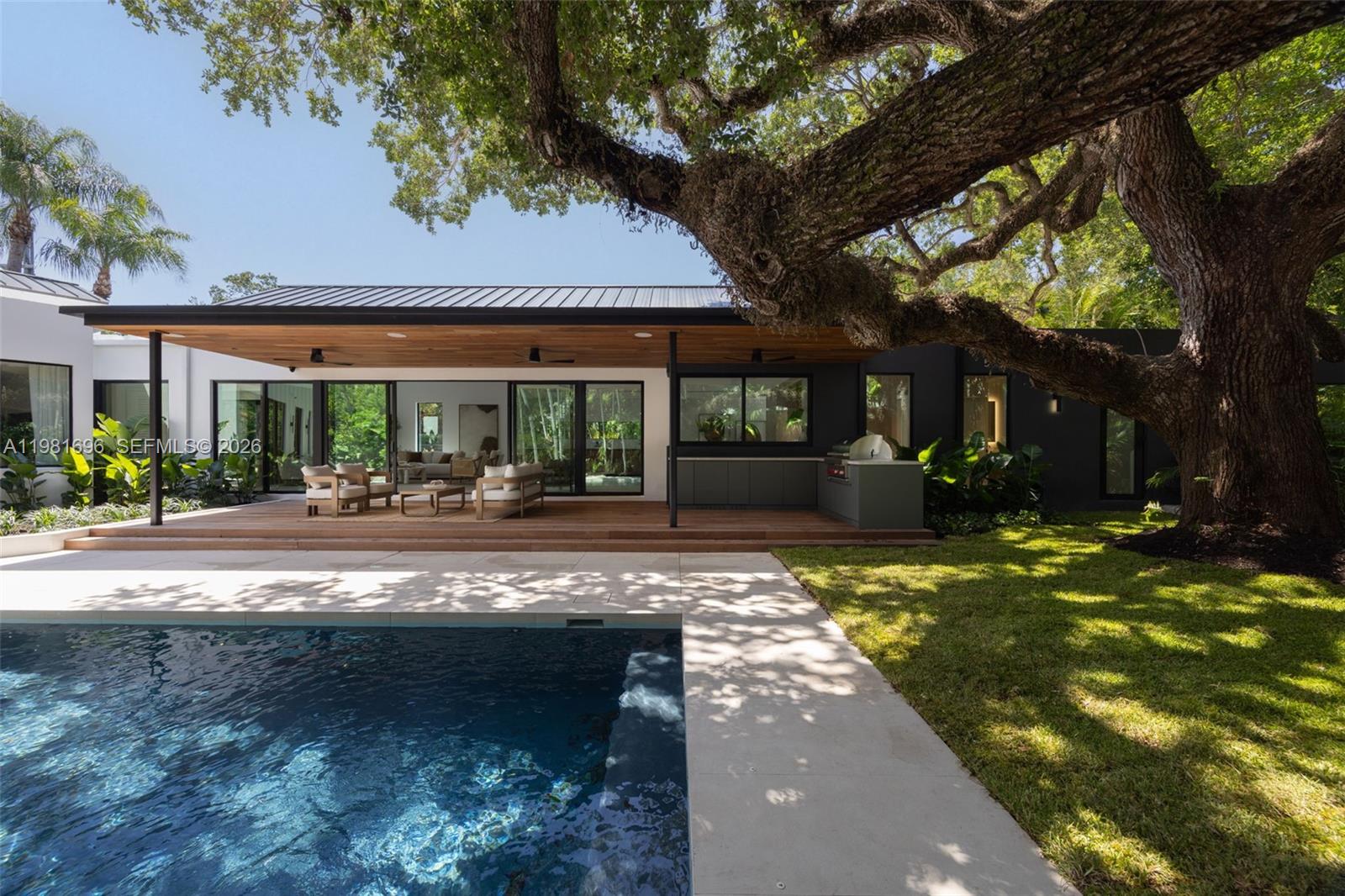 E M PATTISONS - Residential