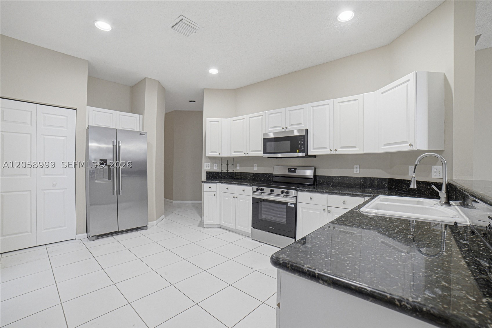 LAKE CHARLESTON TR Z - Residential