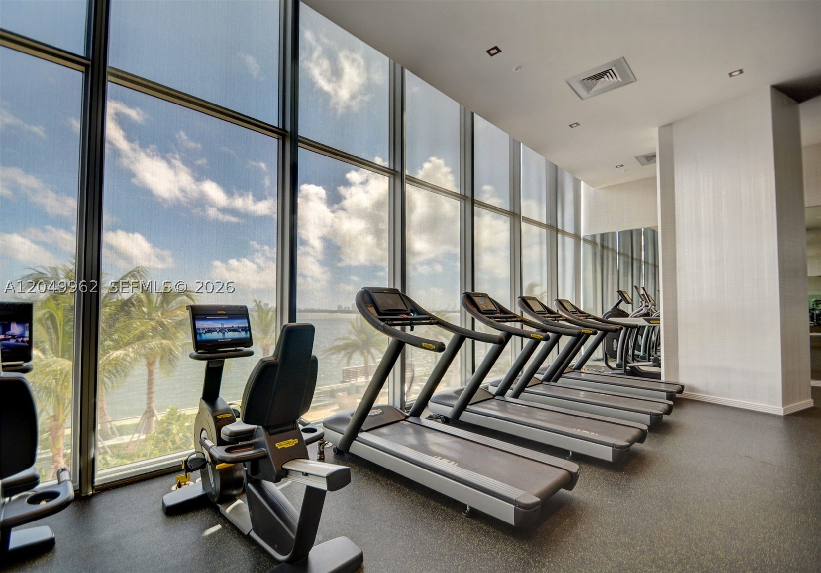 BISCAYNE BEACH CONDO - Residential Lease
