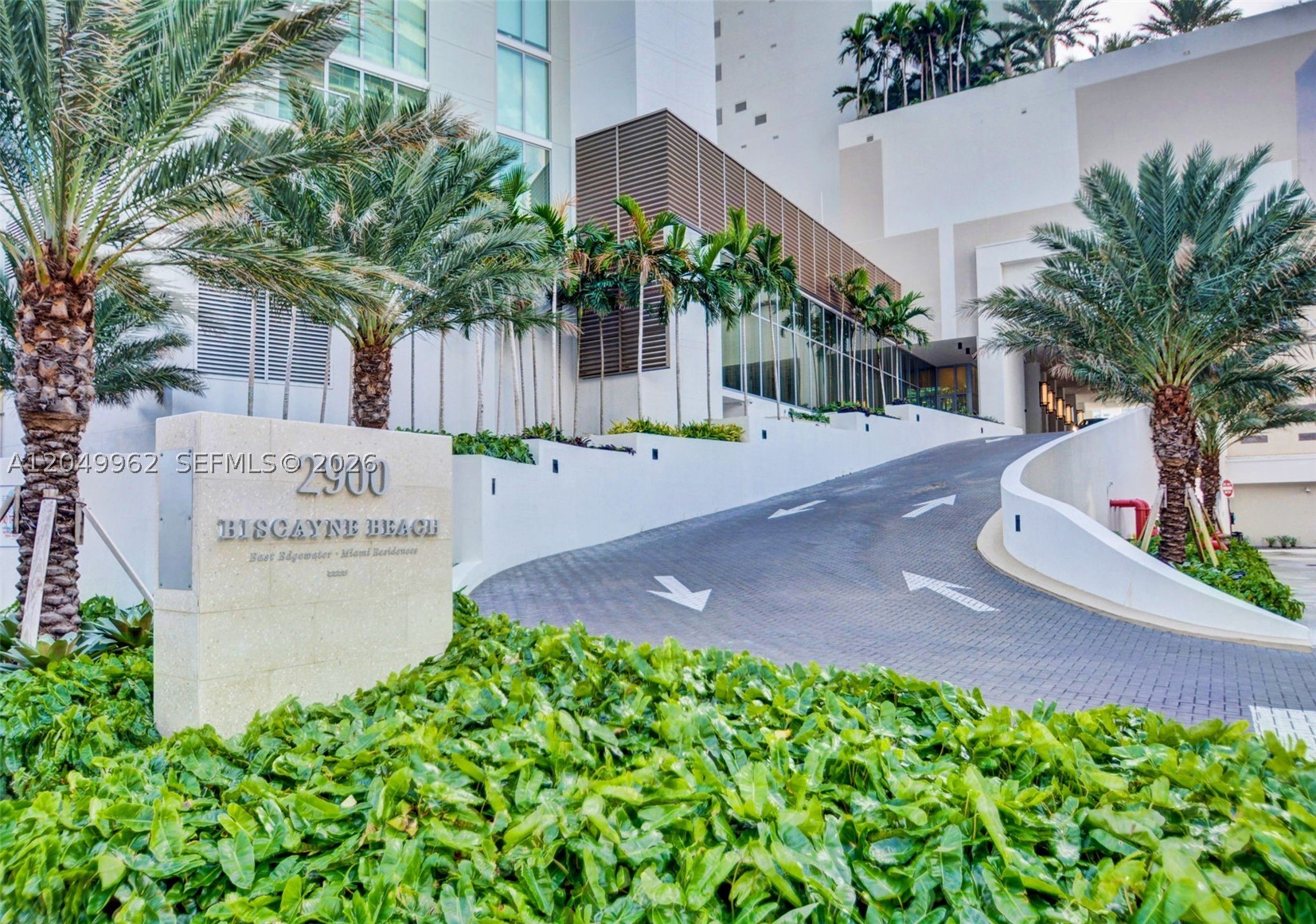 BISCAYNE BEACH CONDO - Residential Lease