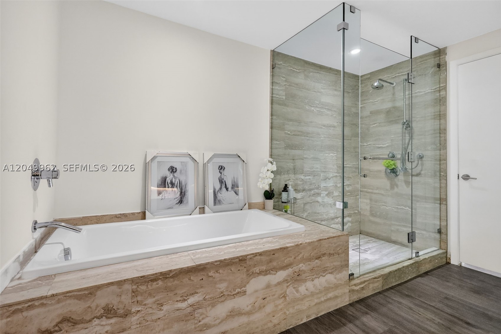 BISCAYNE BEACH CONDO - Residential Lease