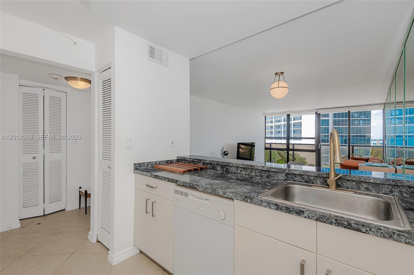 CHARTER CLUB CONDO - Residential