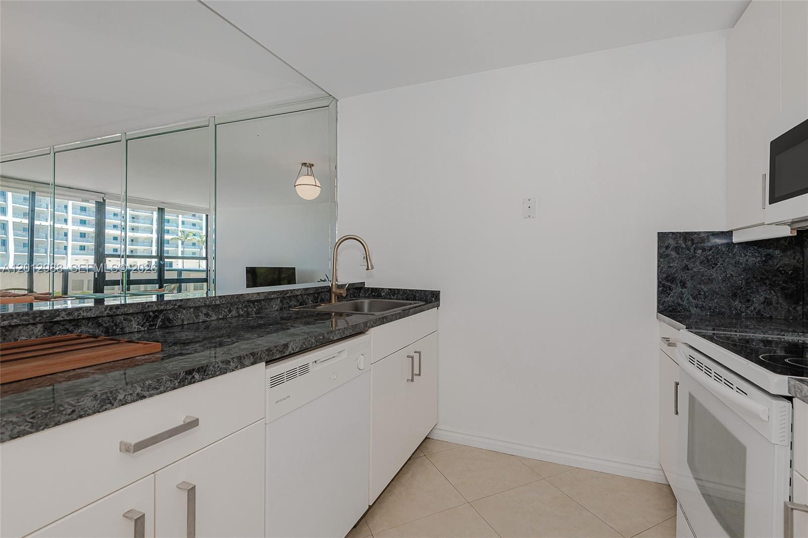 CHARTER CLUB CONDO - Residential
