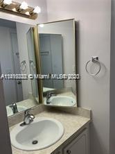 POLYNESIAN GARDENS 4 COND - Residential Lease