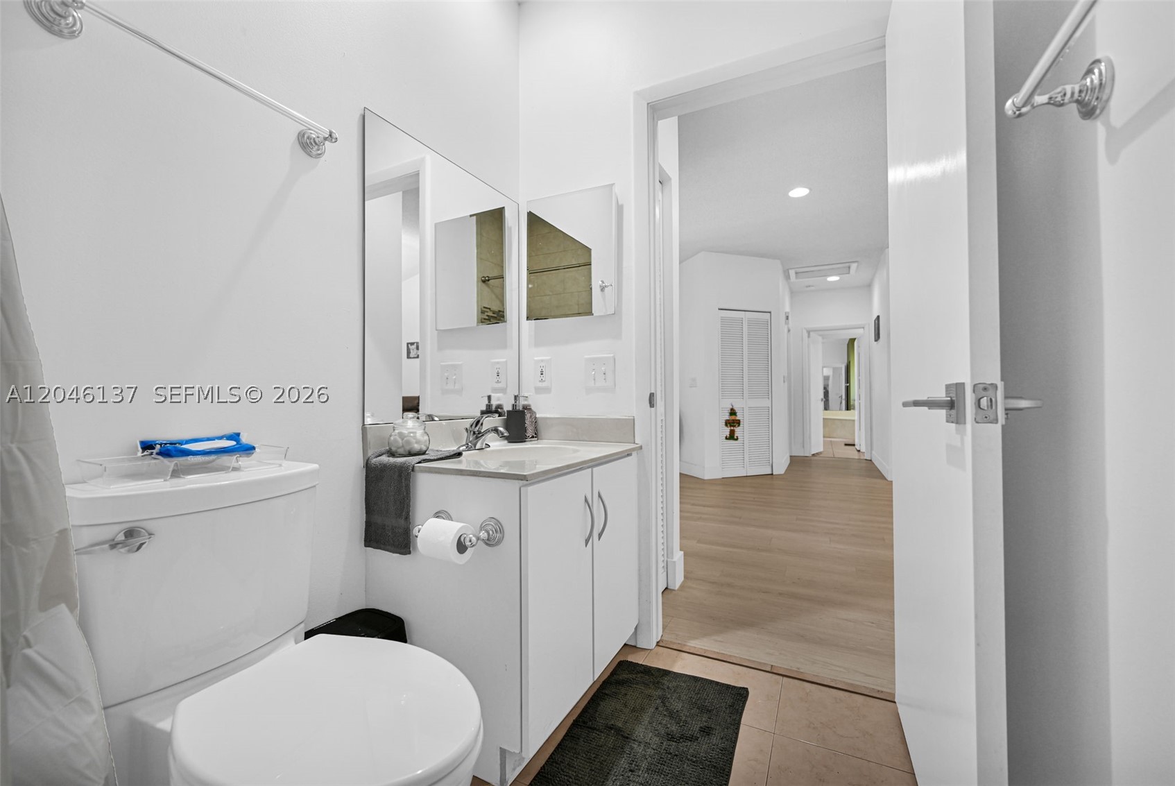 CALIFORNIA COURTS CONDO - Residential