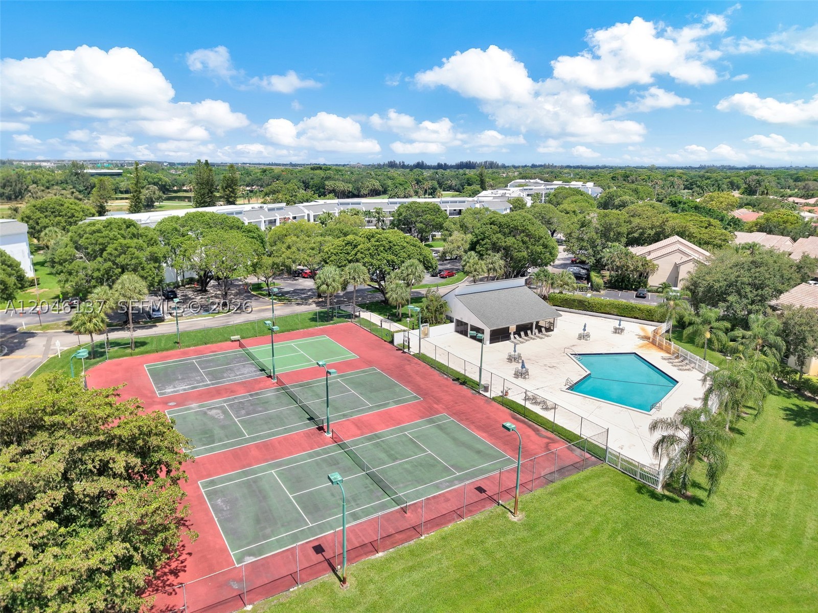 CALIFORNIA COURTS CONDO - Residential