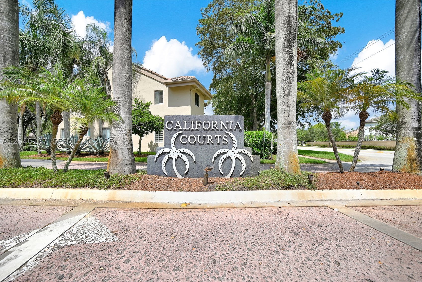 CALIFORNIA COURTS CONDO - Residential