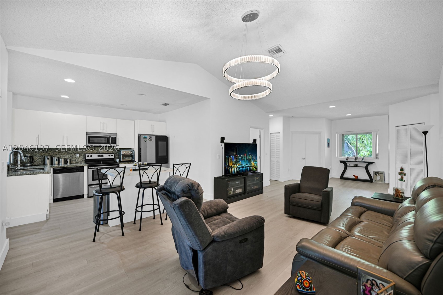 CALIFORNIA COURTS CONDO - Residential