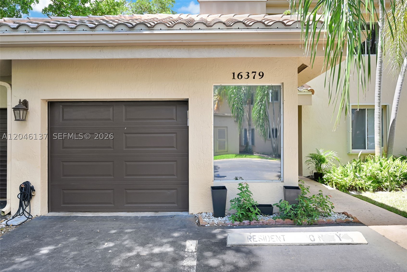 CALIFORNIA COURTS CONDO - Residential