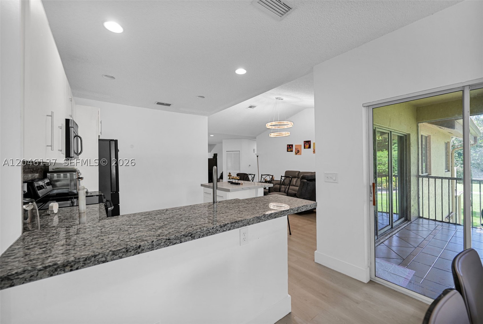 CALIFORNIA COURTS CONDO - Residential