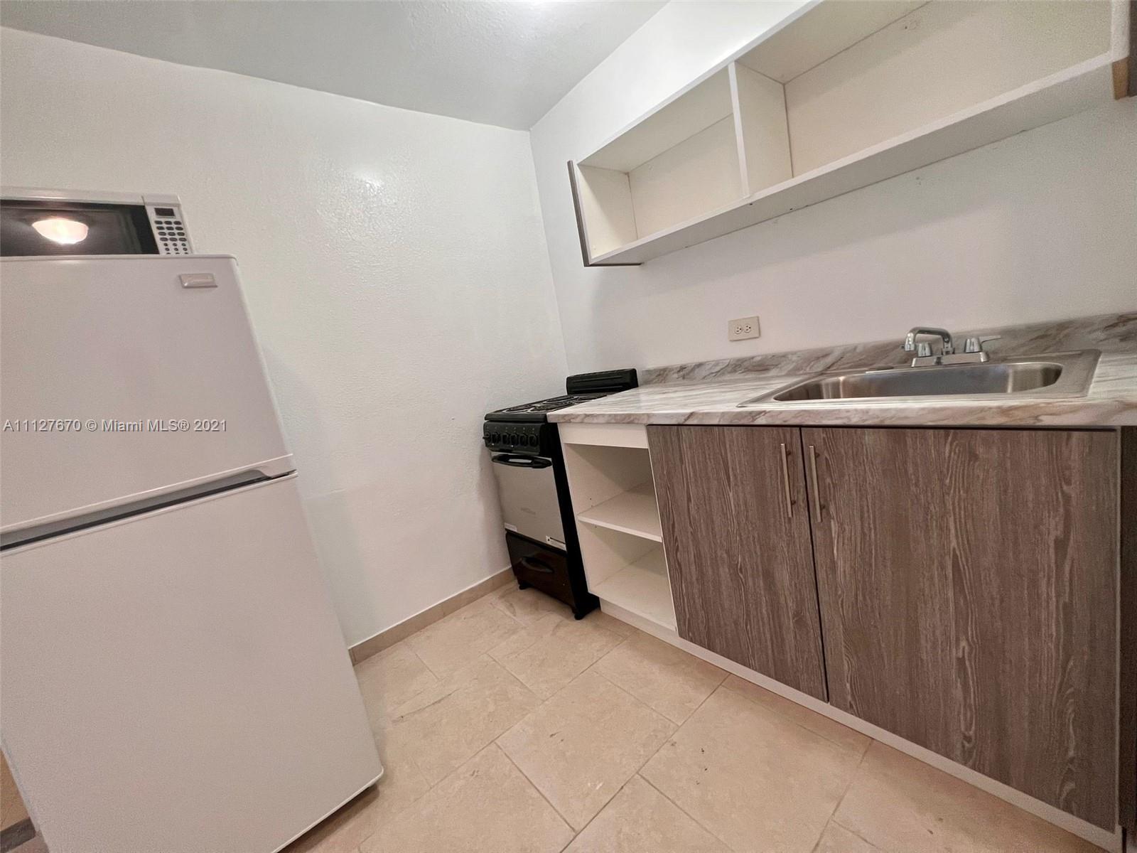 WEST SILVER CREST - Residential Lease
