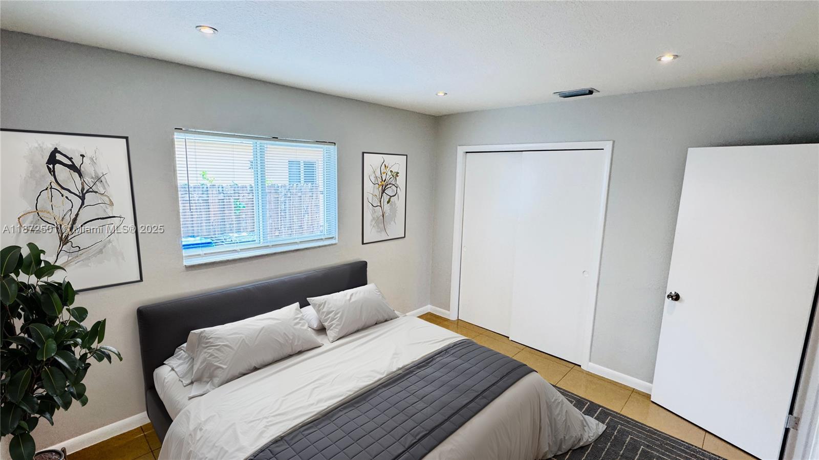 HOLLY HEIGHTS - Residential Lease