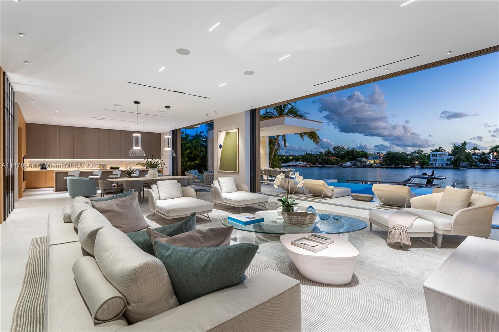 HIBISCUS ISLAND - Residential