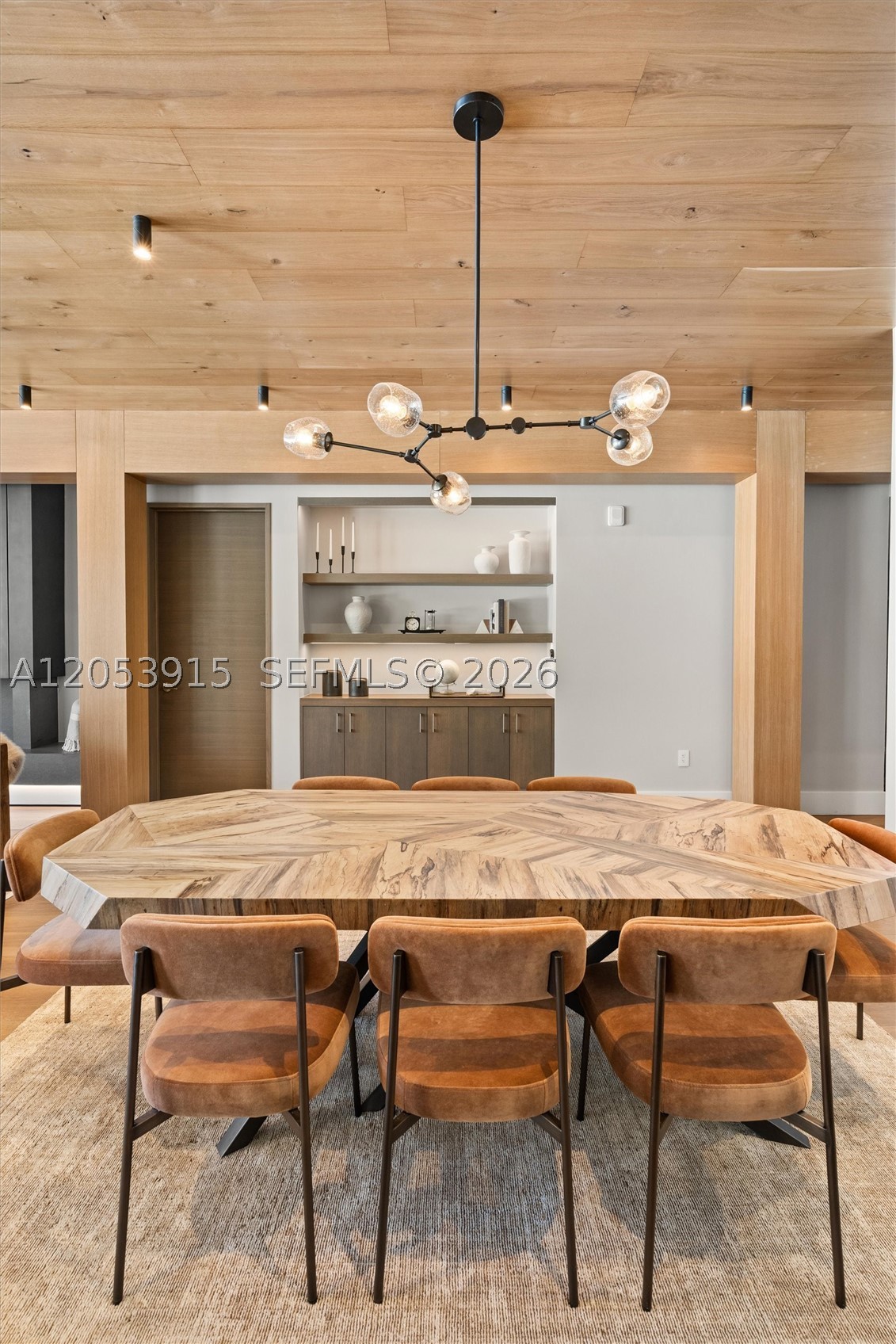 AURA - Residential