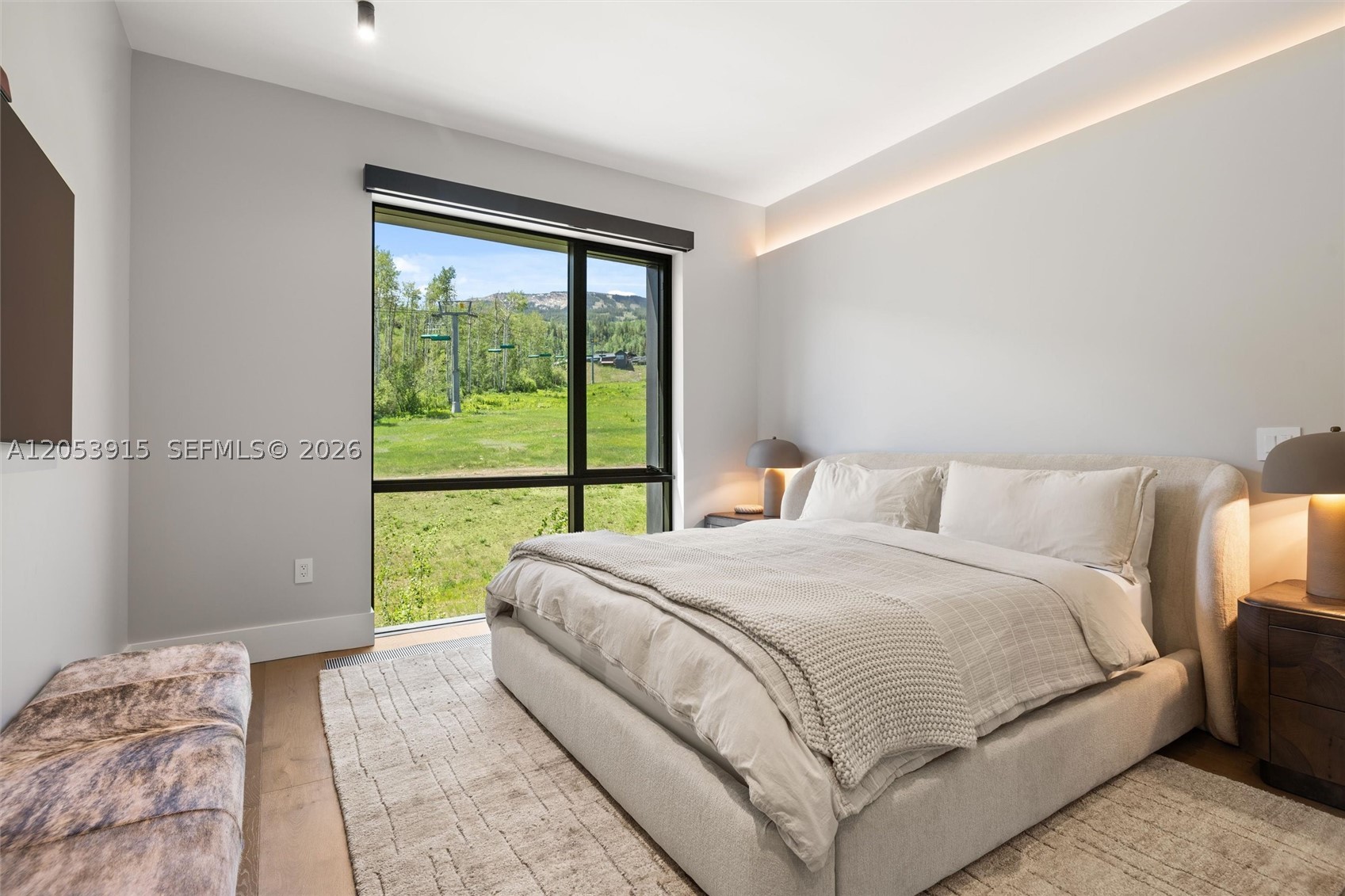 AURA - Residential
