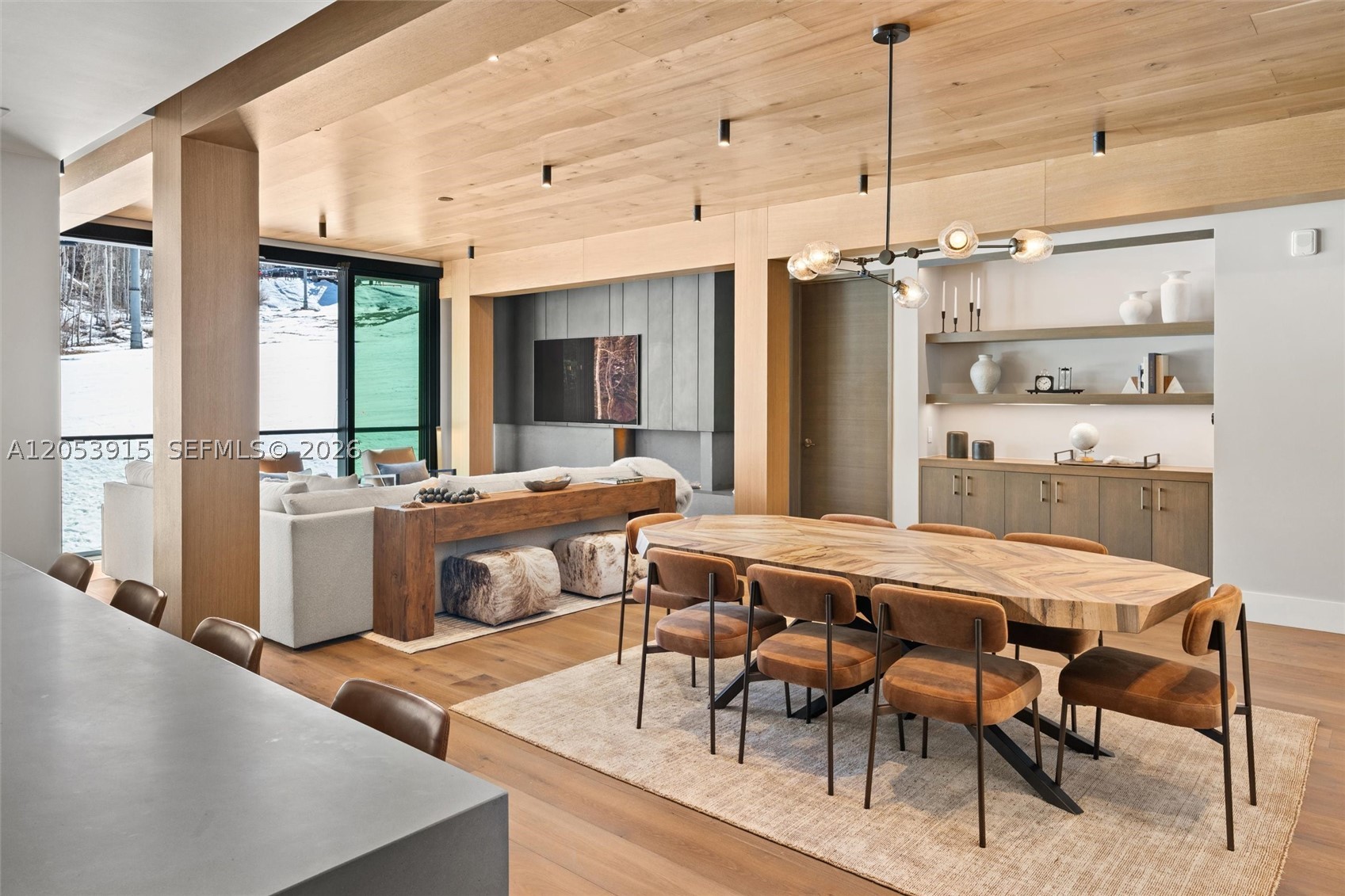 AURA - Residential