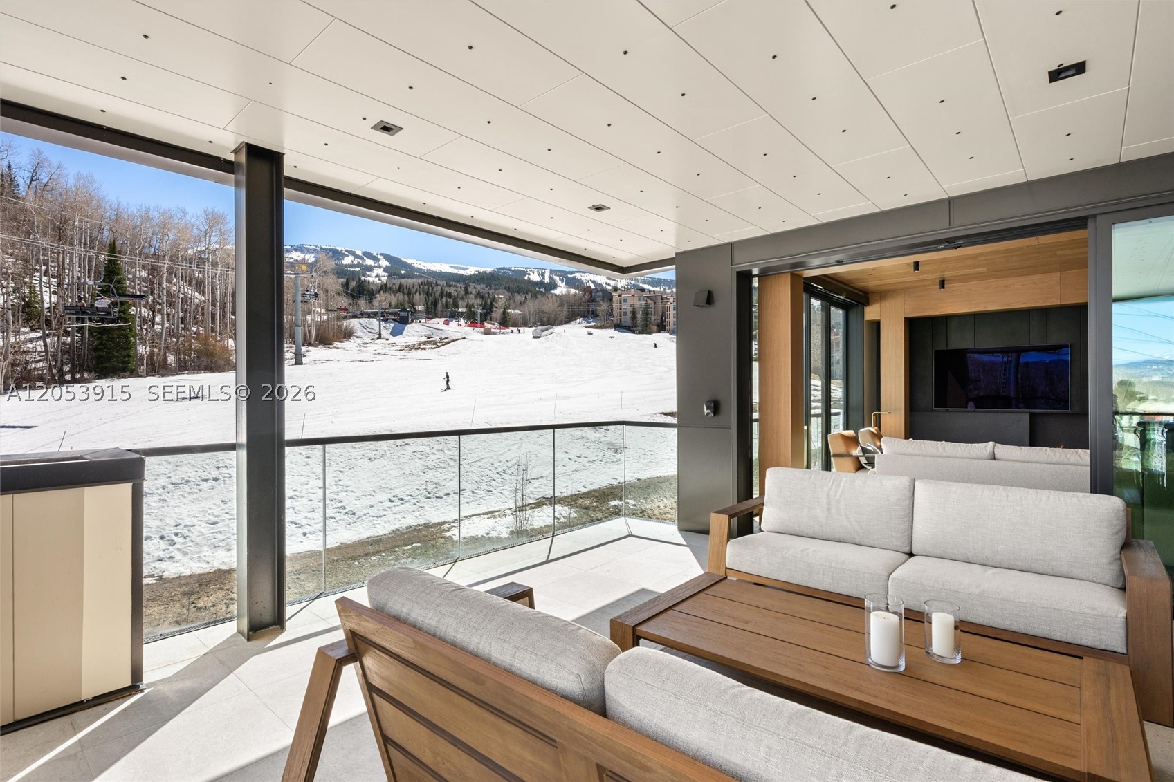 AURA - Residential