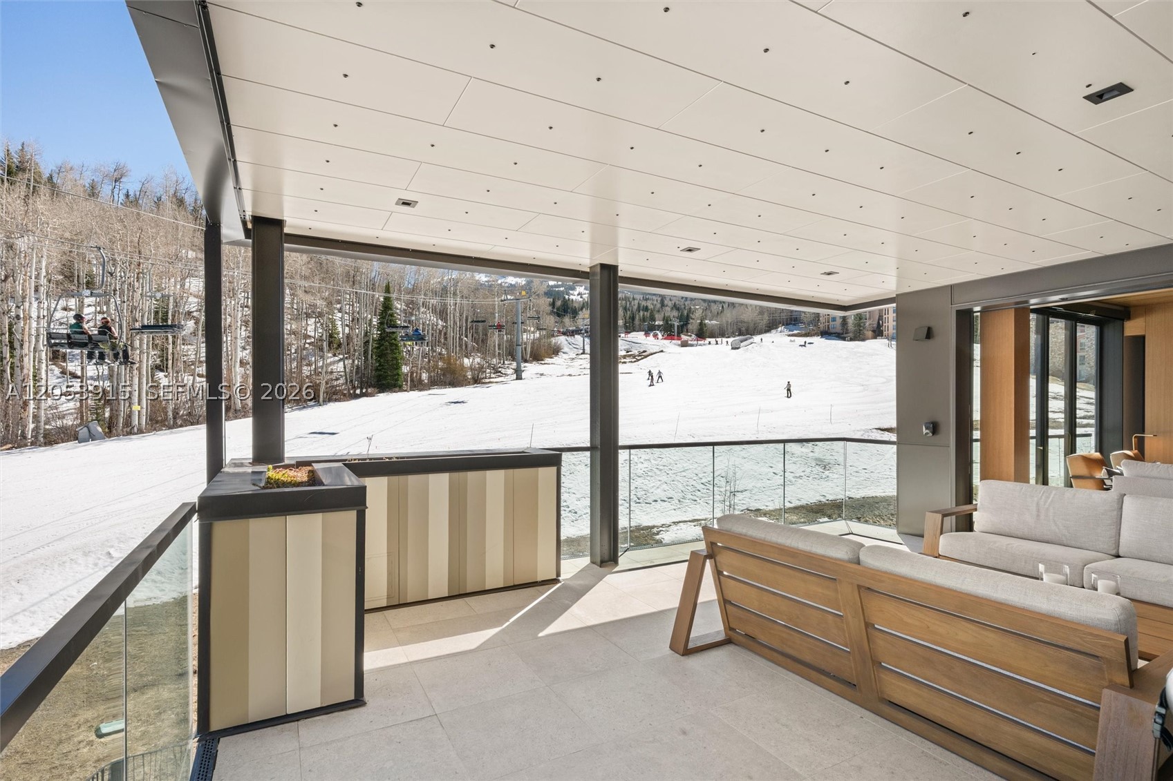 AURA - Residential