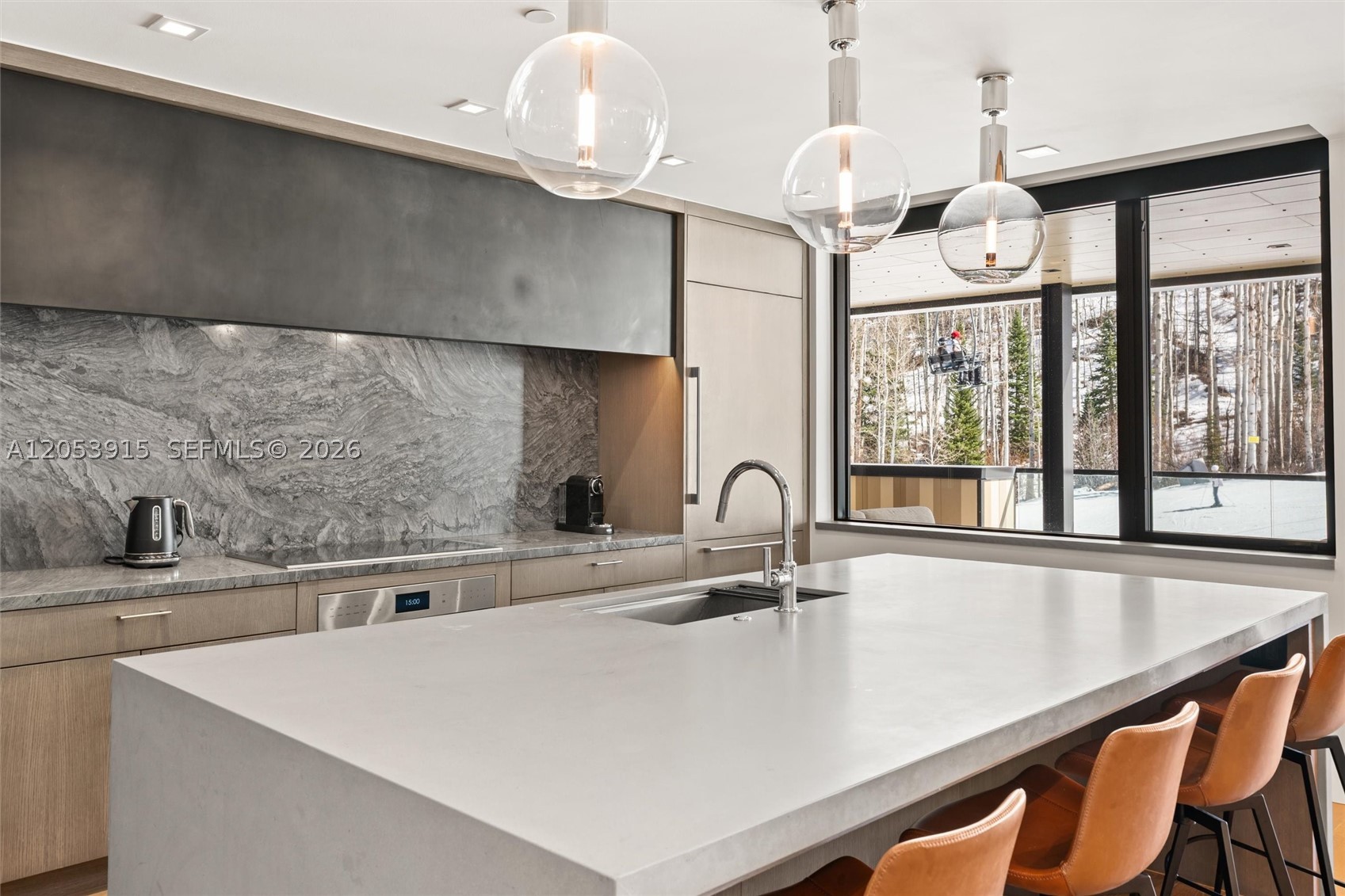 AURA - Residential